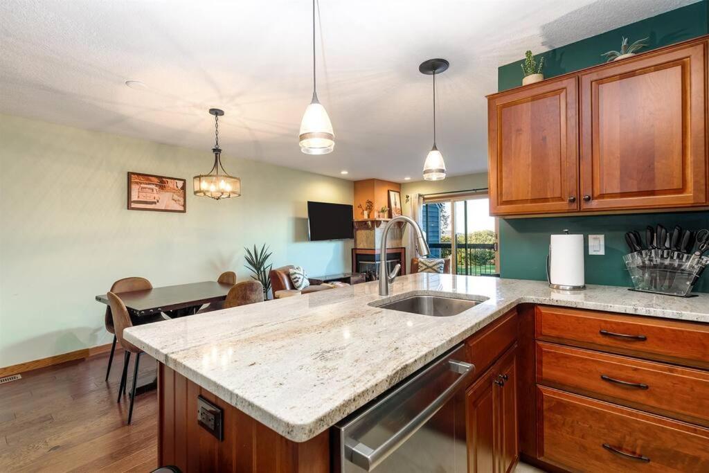 Relaxing 2Bedroom Townhome W/Playroom & Great View Galena Extérieur photo